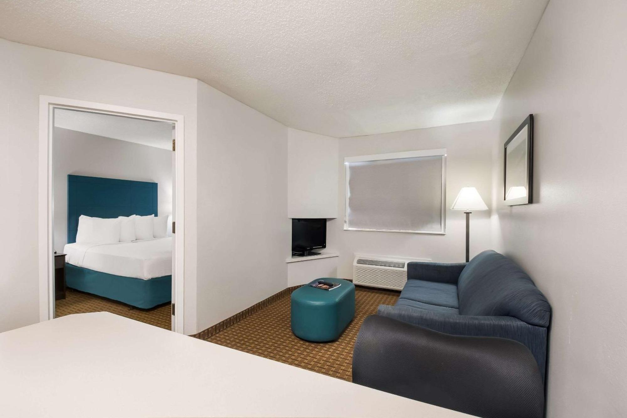 เมนสเตย์ สวีทส์ Hotel ชัททานูกา ภายนอก รูปภาพ