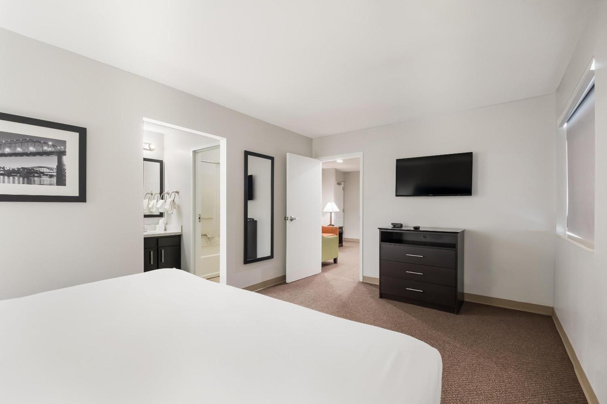 เมนสเตย์ สวีทส์ Hotel ชัททานูกา ภายนอก รูปภาพ